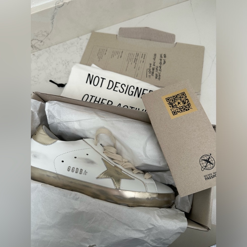 NWT Golden Goose Women Sneaker White & Gold sz 38 - Picture 8 of 14